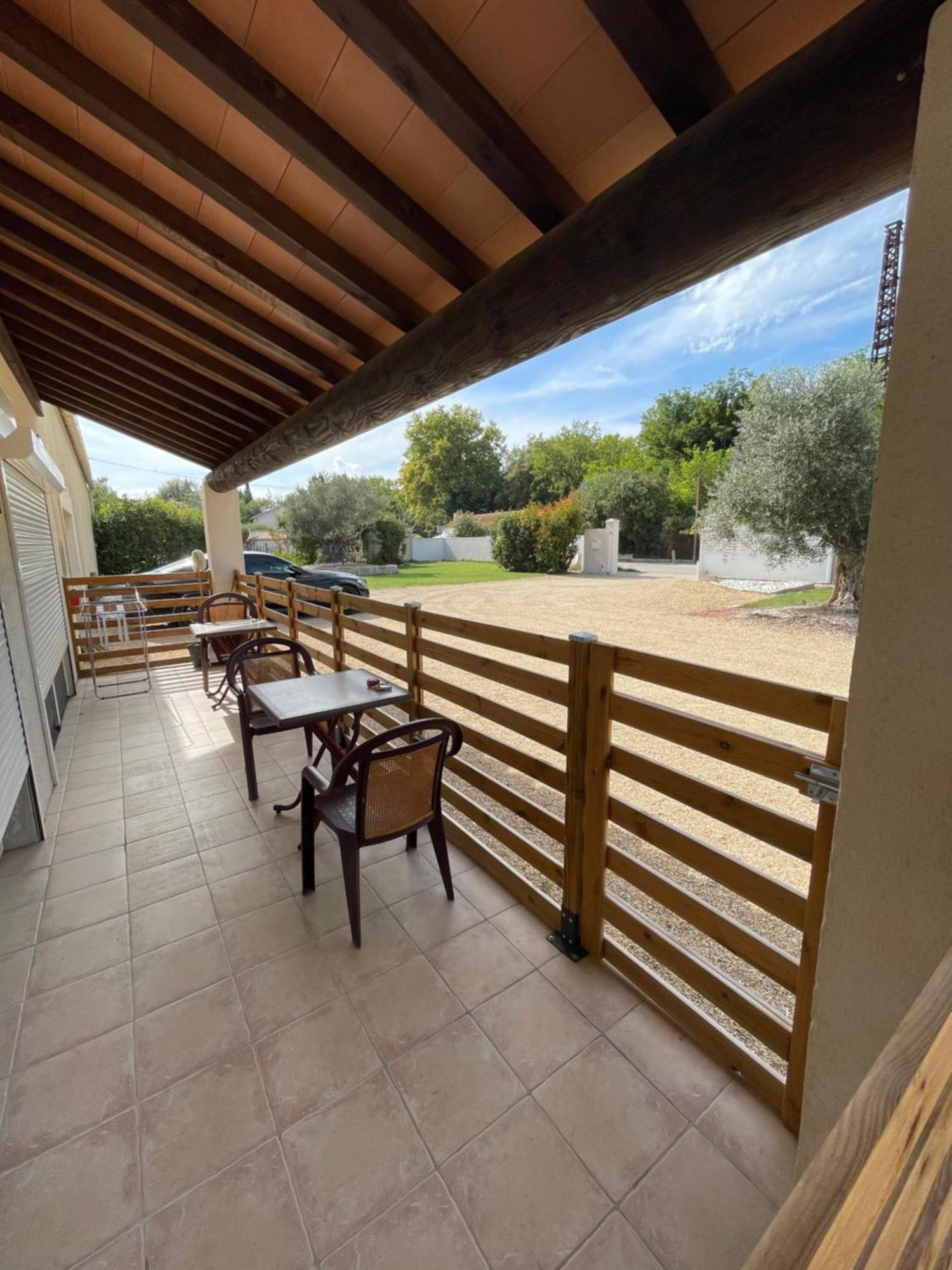 Studio 40M2 Avec Terrasse Le Mas De Lauriane Saintes-Maries-de-la-Mer Eksteriør bilde